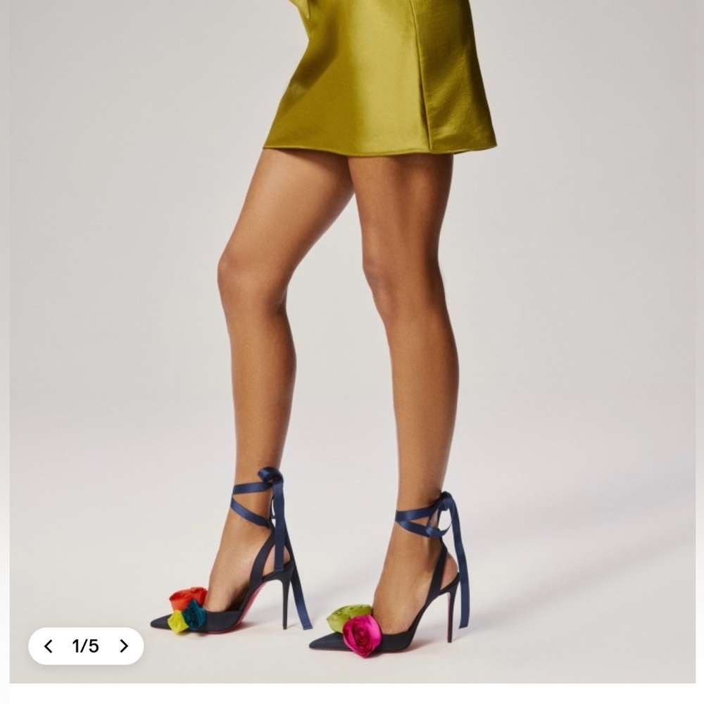 SOLD* BNIB Christian Louboutin Mere Lachaise Lace-Up heels 100mm